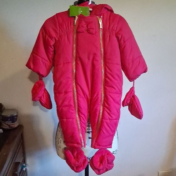 KATE SPADE BABY GIRL Infant Snowsuit with Mittens and Booties SIZE 6 MONTHS - Picture 1 of 7